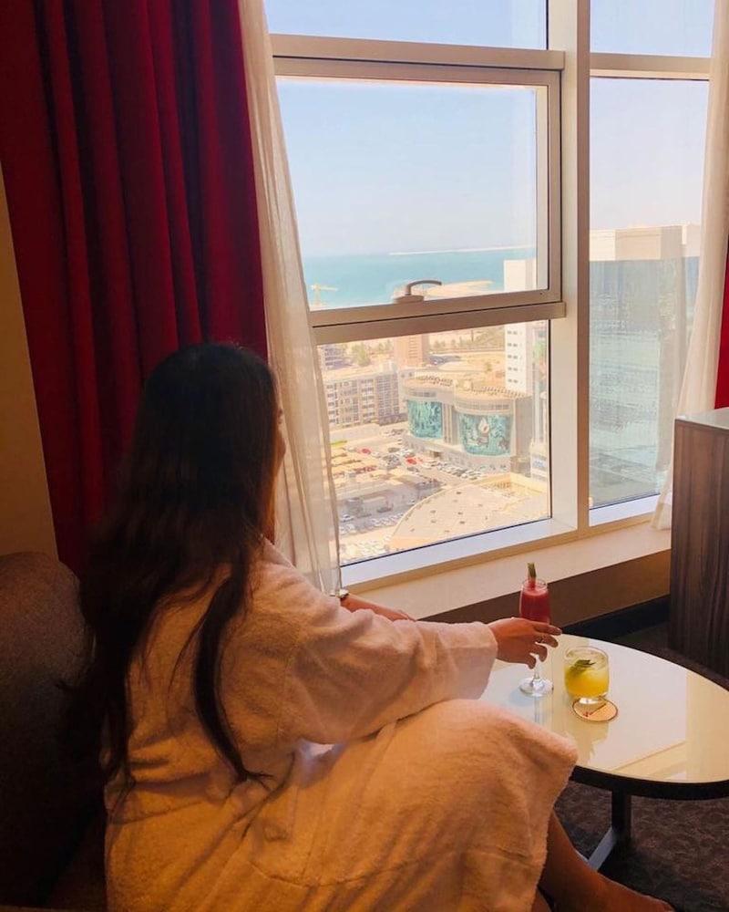 Swiss-Belhotel Seef Bahrain Манама Экстерьер фото