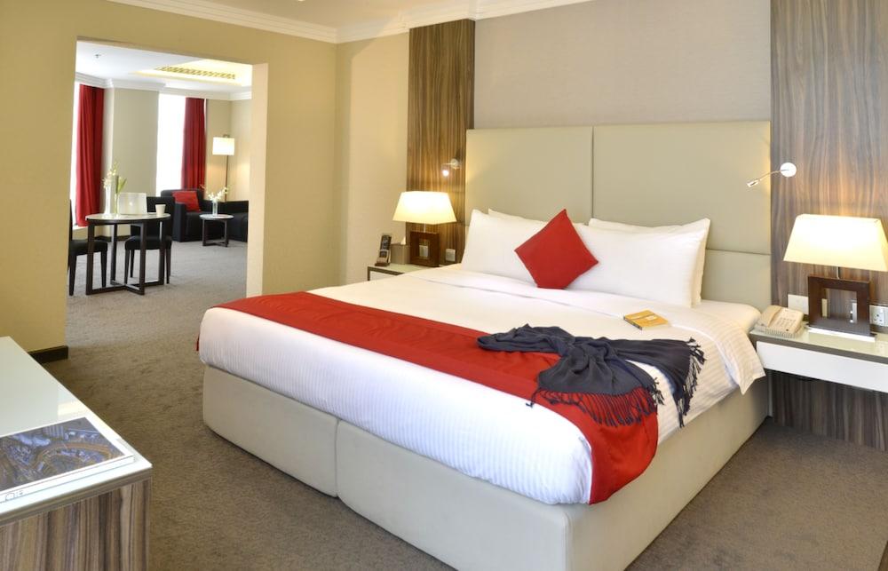 Swiss-Belhotel Seef Bahrain Манама Экстерьер фото