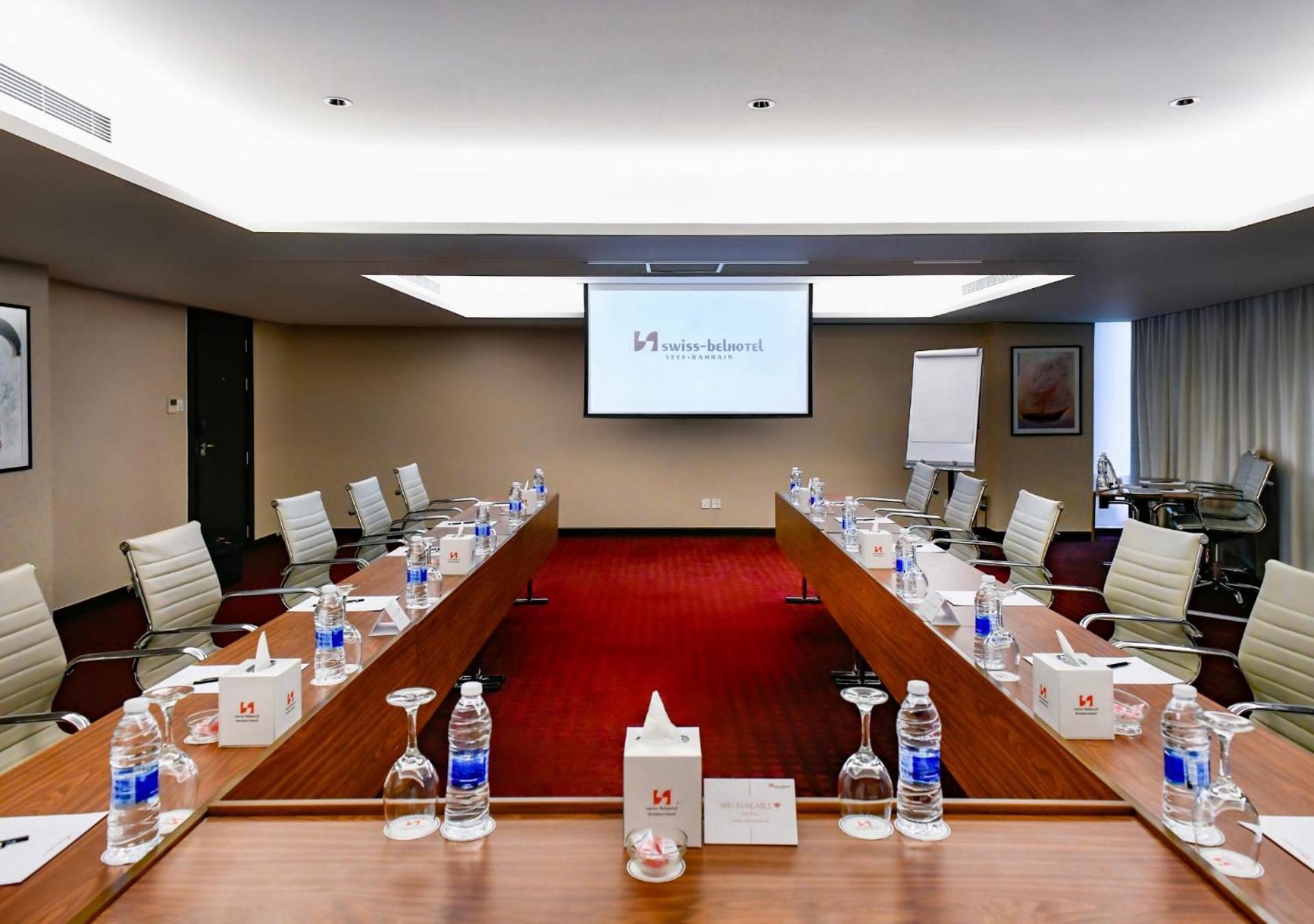 Swiss-Belhotel Seef Bahrain Манама Экстерьер фото